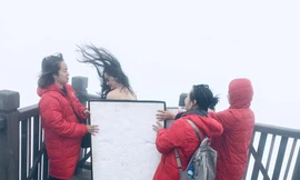 Hình ảnh Lan Phương phải nude thay đồ trong điều kiện thời tiết 5 độ C khiến nhiều người không khỏi xót xa.