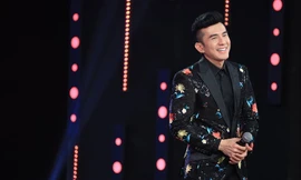 Đan Trường lên tiếng bảo vệ khi Thanh Duy bị chỉ trích làm "lố" trên sóng truyền hình. 