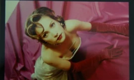 Bất ngờ loạt ảnh thời trẻ của danh ca Thanh Hà vì quá giống minh tinh Hollywood