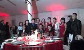 Ngọc Trinh sánh đôi với tỷ phú Hoàng Kiều ở tiệc gia đình