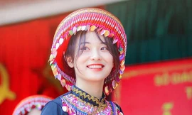 Những hot girl bất ngờ nổi tiếng với vài khoảnh khắc xuất thần