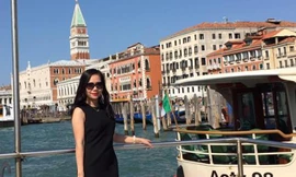 Chị Van Anh Le- vợ đại gia kim cương.