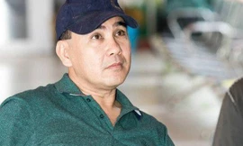 MC Quyền Linh tiết lộ tuổi thơ bán hàng rong kiếm sống qua ngày