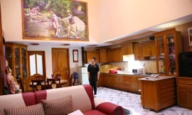 Cận cảnh biệt thự ‘khủng’ trị giá 200 tỷ của ca sĩ Khánh Phương