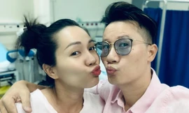 Hoàng Bách đưa vợ vào viện chuẩn bị lâm bồn từ ngày 20/9.