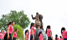 Về Bình Định viếng đền thờ Tây Sơn Tam Kiệt