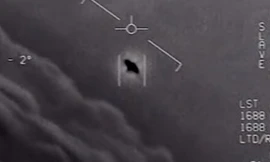 Mỹ công bố video F-18 giáp mặt UFO trên Thái Bình Dương