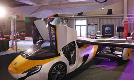 Ô tô bay, máy bay siêu âm và cuộc ganh đua quyết liệt