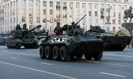 [VIDEO] Binh sĩ Nga hợp luyện trước Ngày Chiến thắng 9/5