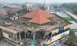 Tháo dỡ chợ Rồng nổi tiếng bậc nhất cố đô Hoa Lư