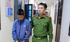 Tạm giữ đối tượng đốt pháo tự chế, gây rối trật tự ở Nam Định