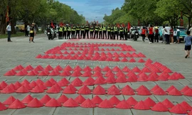 'Nón lá - Việt Nam Festival 2025' thu hút hàng nghìn du khách đến Ninh Bình 