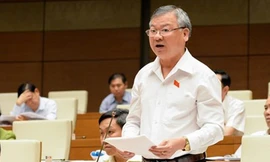 Cho thôi làm nhiệm vụ ĐBQH với ông Hồ Văn Năm