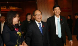 Chủ tịch Quốc hội bên lề kỳ họp. Ảnh Như Ý