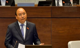 Trả lời chất vấn của đại biểu Quốc hội, Thủ tướng Nguyễn Xuân Phúc khẳng định, khoản nợ bảo hiểm xã hội của doanh nghiệp không phải quan hệ vay nợ nên không thể xác định là nợ công.