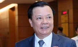 Bộ trưởng Tài Chính Đinh Tiến Dũng