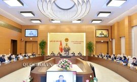 Uỷ ban Thường vụ Quốc hội đã thông qua dự thảo Nghị quyết hướng dẫn một số hoạt động của Hội đồng nhân dân.