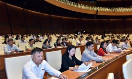 Quốc hội thông qua Nghị quyết phê chuẩn Hiệp định CPTPP. Ảnh Như Ý