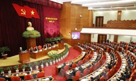 Thường trực Ban Bí thư Trần Quốc Vượng vừa ký ban hành Kết luận của Bộ Chính trị về thực hiện một số mô hình thí điểm theo Nghị quyết số 18 - NQ/TW, ngày 25/10/2017 của Ban Chấp hành Trung ương khóa XII