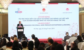 Bộ trưởng Chủ nhiệm Văn phòng Chính phủ Mai Tiến Dũng phát biểu tại buổi lễ. Ảnh Nhật Bắc