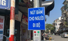 Đi qua phố cổ Hà Nội nhiều lần, bạn đã bao giờ thấy chiếc nút bấm này chưa?