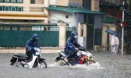 Mưa lớn tiếp tục ở miền Bắc, cảnh báo nguy cơ ngập úng