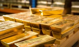 Thị trường ngày 24/8: Vàng giảm mạnh, ngân hàng ồ ạt thanh lý ô tô giá rẻ