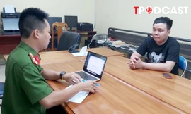 HÌNH SỰ: Ép con nợ chụp hình khỏa thân để thế chấp khi vay tiền