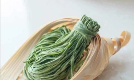 Rầm rộ tìm mua rau 'tiến vua' gần nửa triệu đồng/kg ăn Tết 