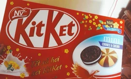 Thị trường 8/1: 'Thủ phủ' bánh kẹo nhái La Phù nhộn nhịp cận Tết