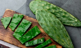 Thị trường ngày 12/12: Xương rồng đắt khách mua ăn thử, tôm hùm đất bị cấm vẫn bán rầm rộ