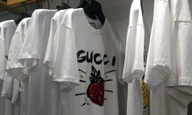 Thị trường 5/11:Mật ong trắng như sữa, 'hô biến' đồ tự may thành hàng hiệu ở Ninh Hiệp