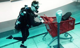 Bí ẩn về bể bơi sâu nhất thế giới được chứng nhận Kỷ lục Guinness