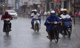 Mưa rất lớn khắp dải miền Trung, Tây Nguyên, Nam Bộ