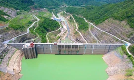 TIÊU ĐIỂM: Hơn 10 hồ thủy điện ở miền Bắc, Trung, Nam không thể phát điện; Số ấn tượng 1,3 tỷ đồng