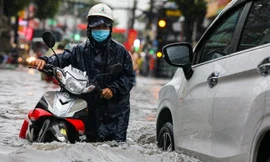 Mưa lớn tiếp tục ở nhiều nơi