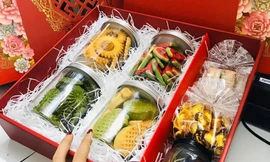 Ly trà đắt nhất thế giới giá 5 triệu đồng/lần uống; Thị trường bánh kẹo Tết tăng giá