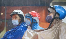 Từ đêm nay, miền Bắc đón mưa lớn