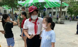 Mơ ước có một suất vào trường chất lượng cao khiến nhiều học sinh phải đi ôn luyện rất sớm. Ảnh: Đỗ Hợp