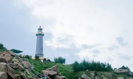 Ngọn hải đăng nổi tiếng ở Phú Yên có tên là gì?