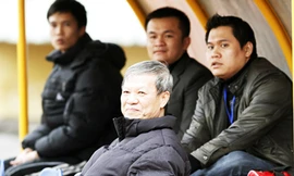 HLV Lê Thụy Hải phải đối mặt với nhiều khó khăn khi dẫn dắt V.Hải Phòng