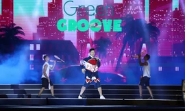 Trọng Hiếu cùng nghệ sĩ đường phố khuấy động sân khấu ‘Người đẹp Biển’