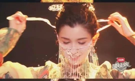 Mê đắm nhan sắc mỹ nhân Tân Cương đang được cả Trung Quốc ‘lùng sục’