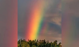 Ngắm siêu cầu vồng 5 lớp đan xen cực hiếm cùng xuất hiện ở Mỹ