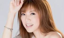 Nữ ca sĩ/diễn viên/người mẫu Đài Loan nổi tiếng với vòng 1 bốc lửa Lưu Lạc Nghiên.