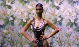 Thân hình gầy trơ xương của Bella Hadid khiến nhiều người quan ngại.