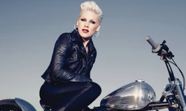 Choáng với nhan sắc ‘Người phụ nữ đẹp nhất thế giới 2018’