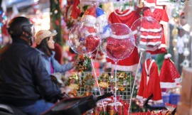 Nổ bóng bay galaxy, 3 sinh viên bị bỏng nặng