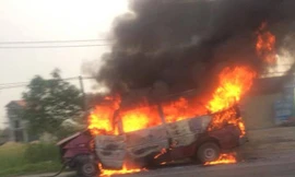 Bản tin 14H: Xe khách cháy dữ dội ở Hà Tĩnh, vợ chồng chủ xe nguy kịch