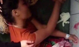 Chị Thơm cứu con nhưng không được, còn bị trọng thương. Ảnh: DSVN